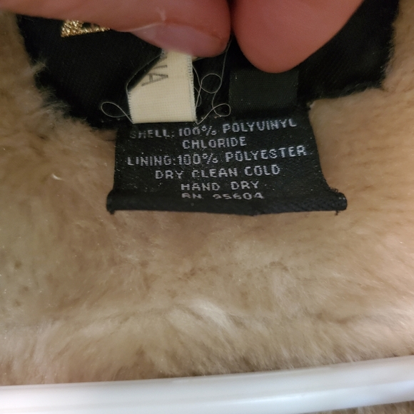 Zava furred 100% polyester women's jacket !!Rare find!! - Picture 5 of 5
